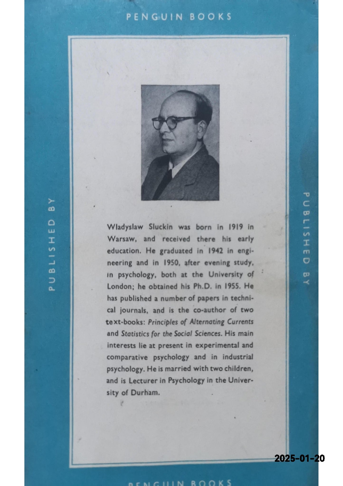 Minds and machines (Pelican books) Mass Market Paperback – January 1, 1960 by Wladyslaw Sluckin (Author)