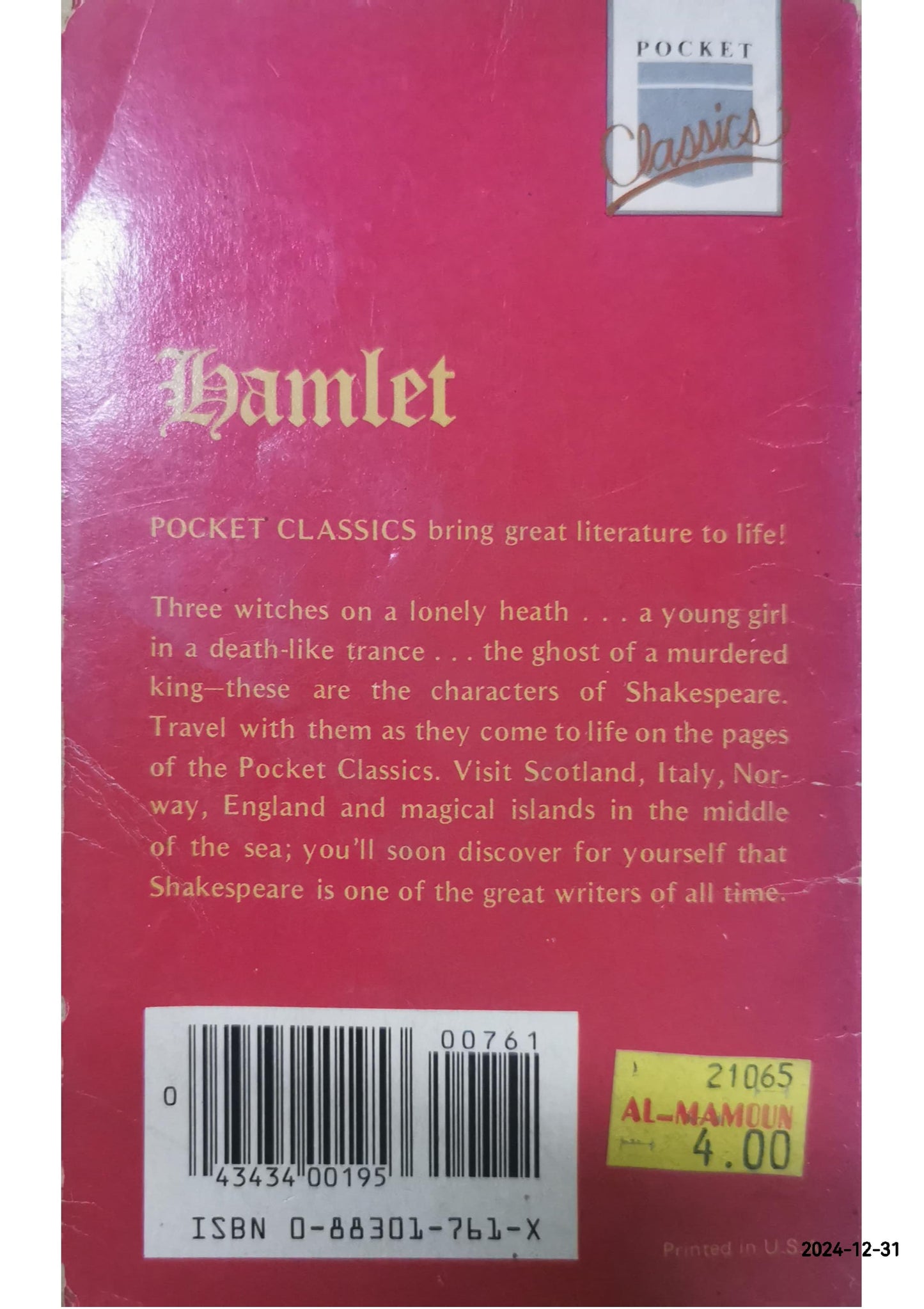 Hamlet (Pocket classics) Paperback – January 1, 1984 by William Shakespeare (Author)