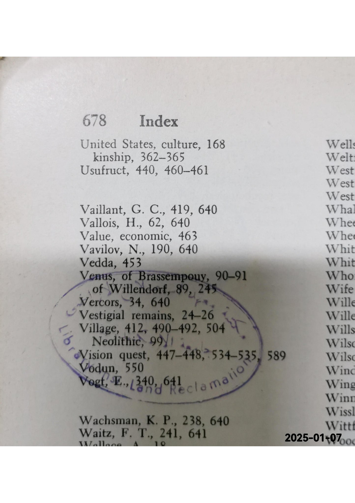 Man in the Primitive World. An introduction to anthropology. With a Bibliography (McGraw-Hill Series in Sociology and Anthropology.) Edward Adamson Hoebel Published by Macgraw, 1958 Used Condition: Good Soft cover