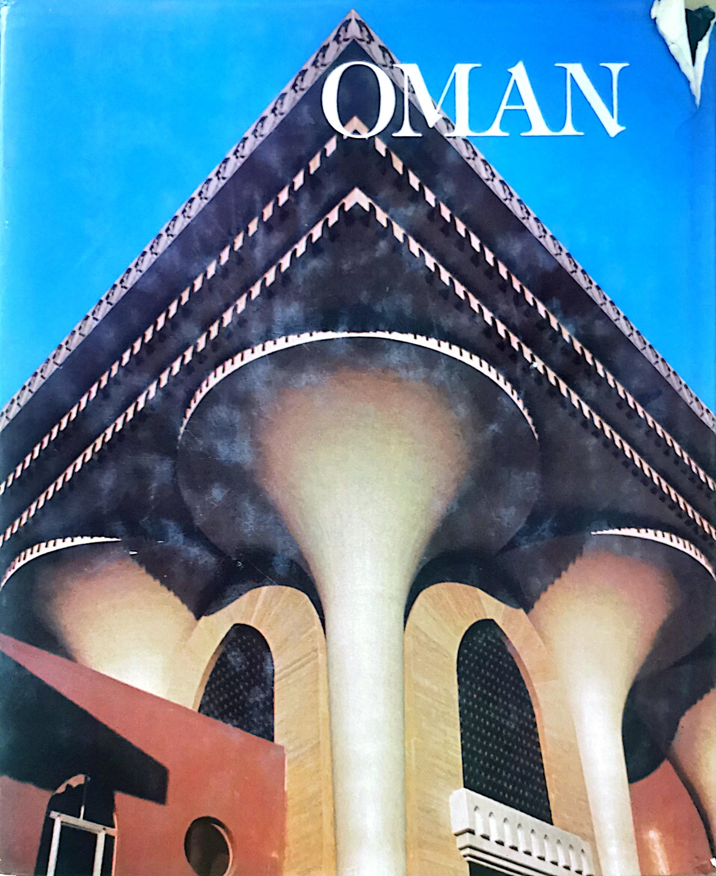 The Wildlife of Oman and Its Neighbours Hardcover – Import, October 1, 1981 by Wilhelm Buttiker (Introduction), Peter Scott (Foreword)