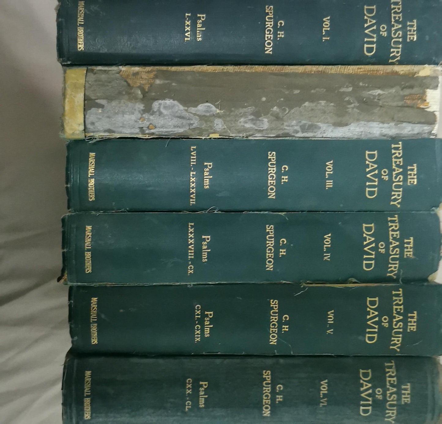 The Treasury of David (6 vols.) by Charles H. Spurgeon Publisher: Marshall Brothers , 1869 (30)