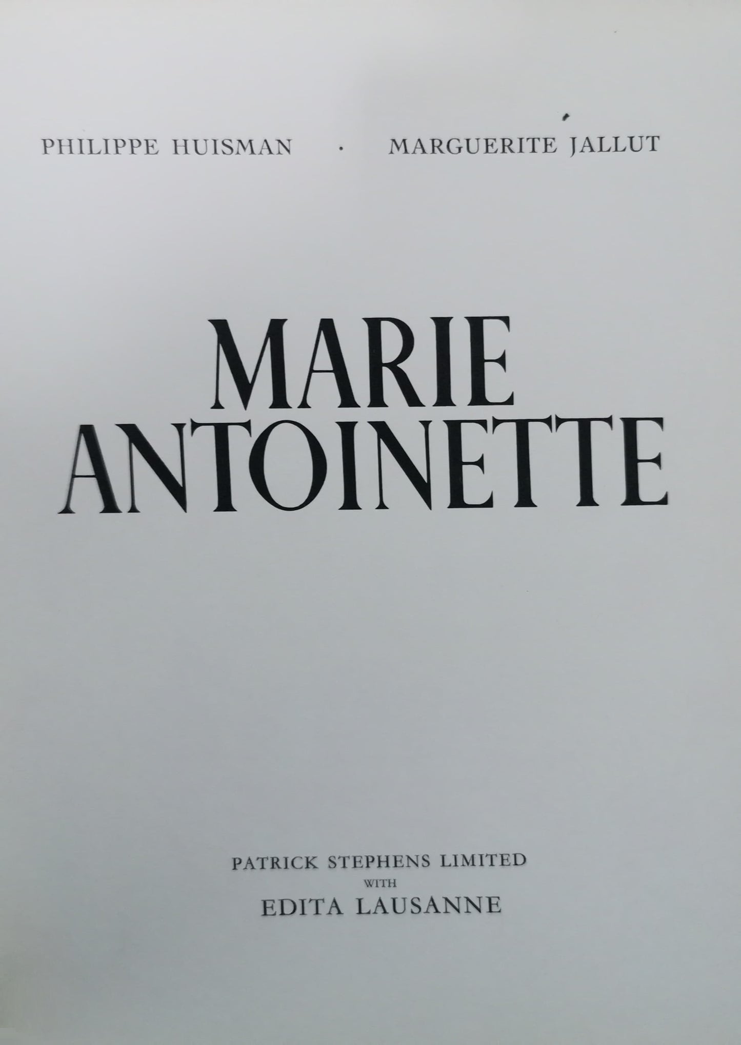 Marie Antoinette Hardcover – January 1, 1971 by Philippe Huisman (Author)