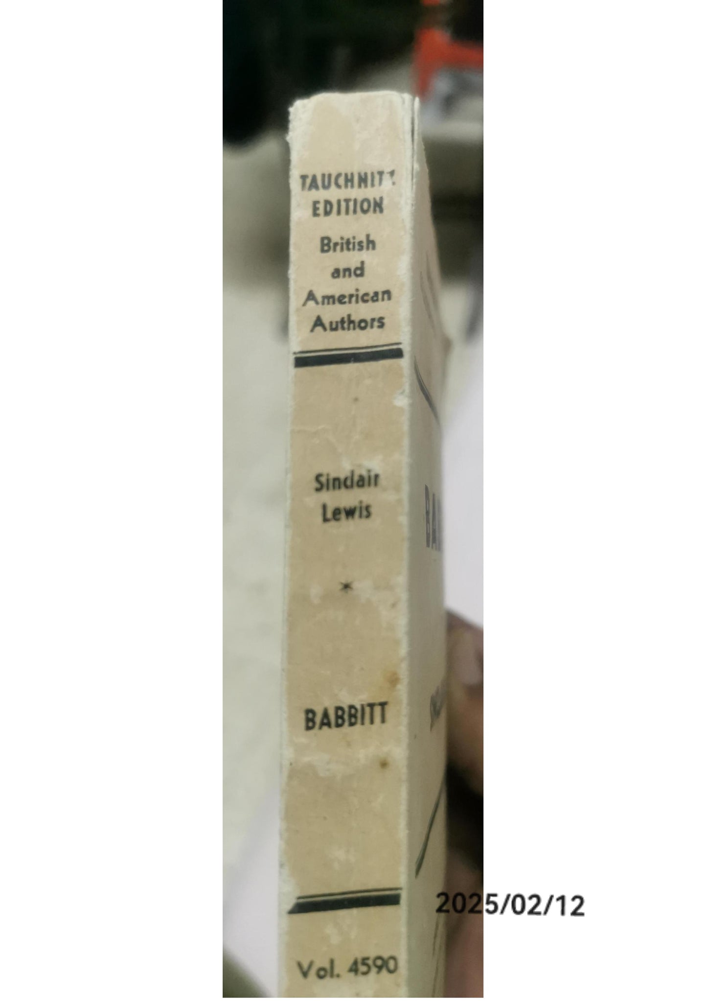 Babbitt Paperback – January 1, 1922 by Sinclair LEWIS (Author)