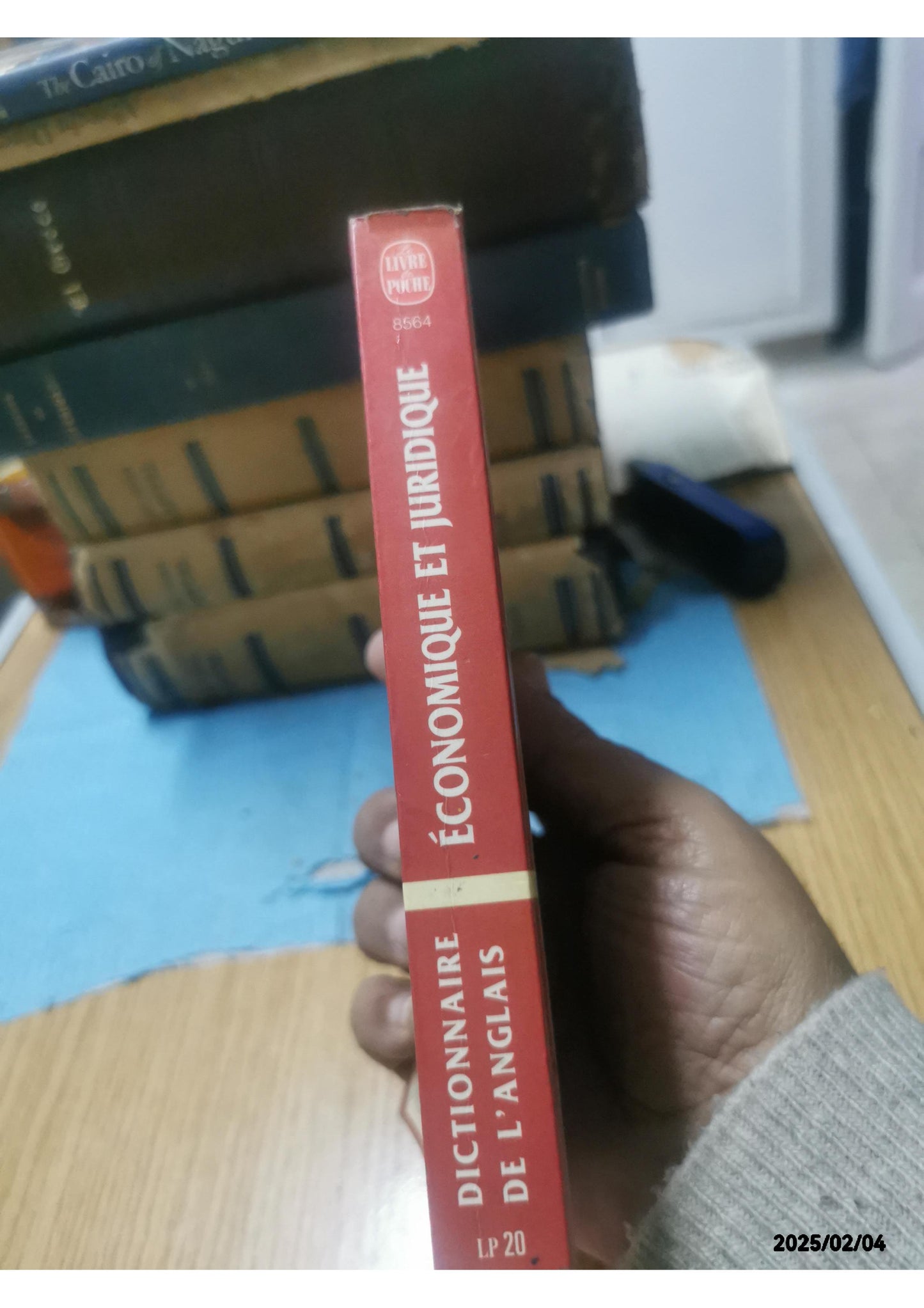 Dictionnaire de l'anglais économique et juridique et du commerce international Poche – 1 septembre 1996 Édition en Anglais  de Anne Deysine (Auteur), Edward Errante (Auteur), & 3 plus