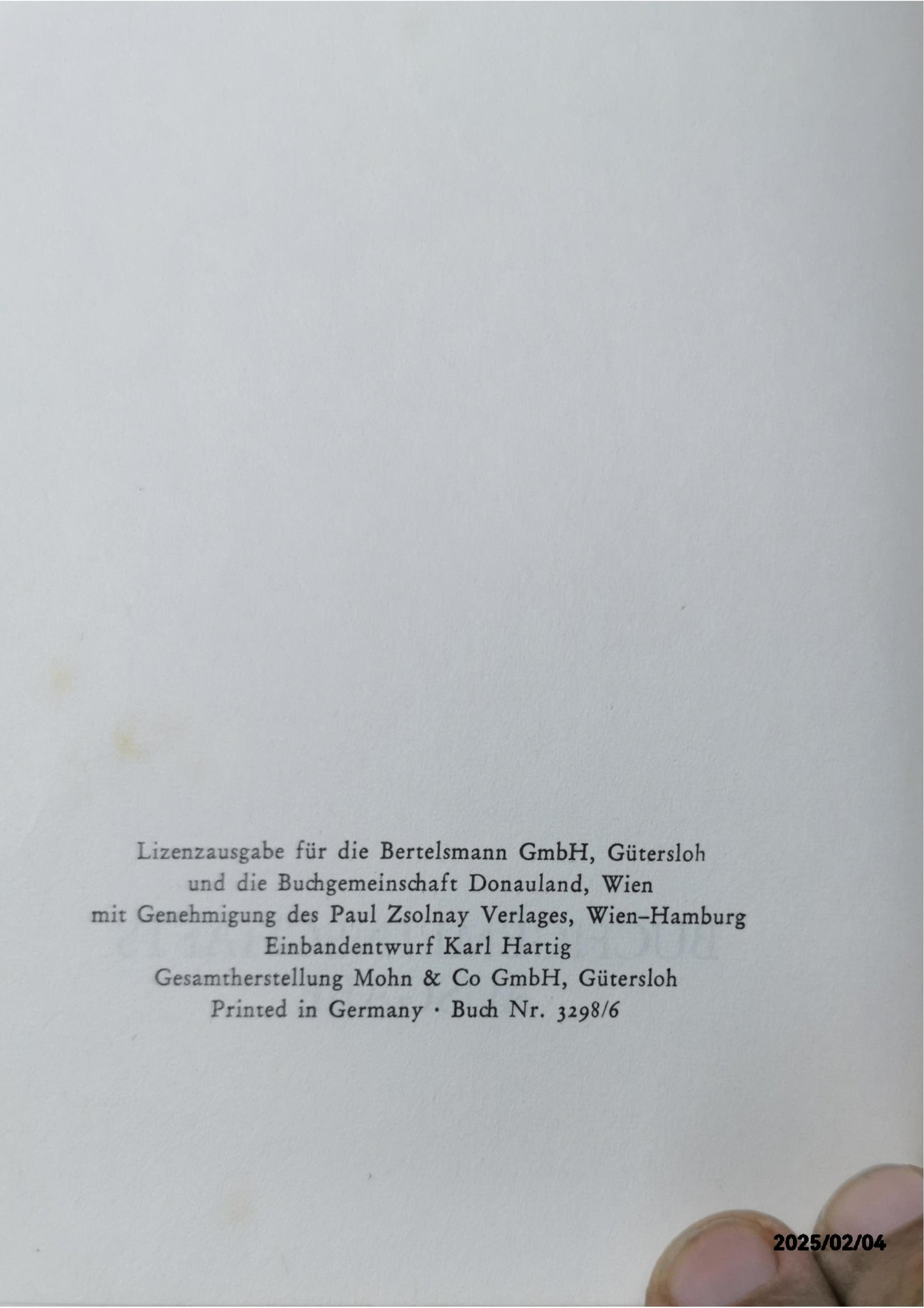 Das Mädchen von Saigon Hardcover – 1 Jan. 1967 by Jean Hougron (Autor), Stefanie Neumann (Übersetzer)