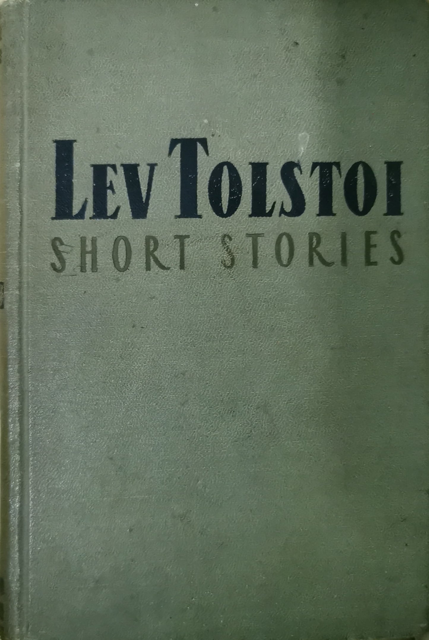 Short Stories (Moscow) Hardcover – Import, January 1, 1975 by Lev (Leo); Mikhail Rudakov trans. Tolstoy (Author)