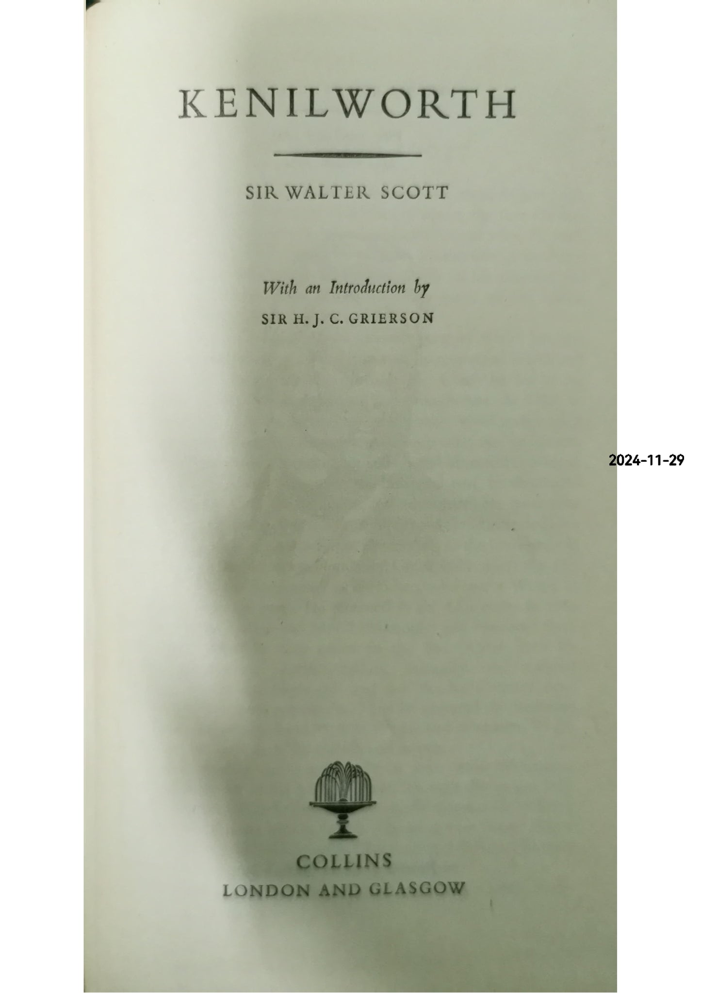 Kenilworth (Collins New Classics series) Hardcover – ,January 1, 1952 by Walter (Sir) Scott (Author)