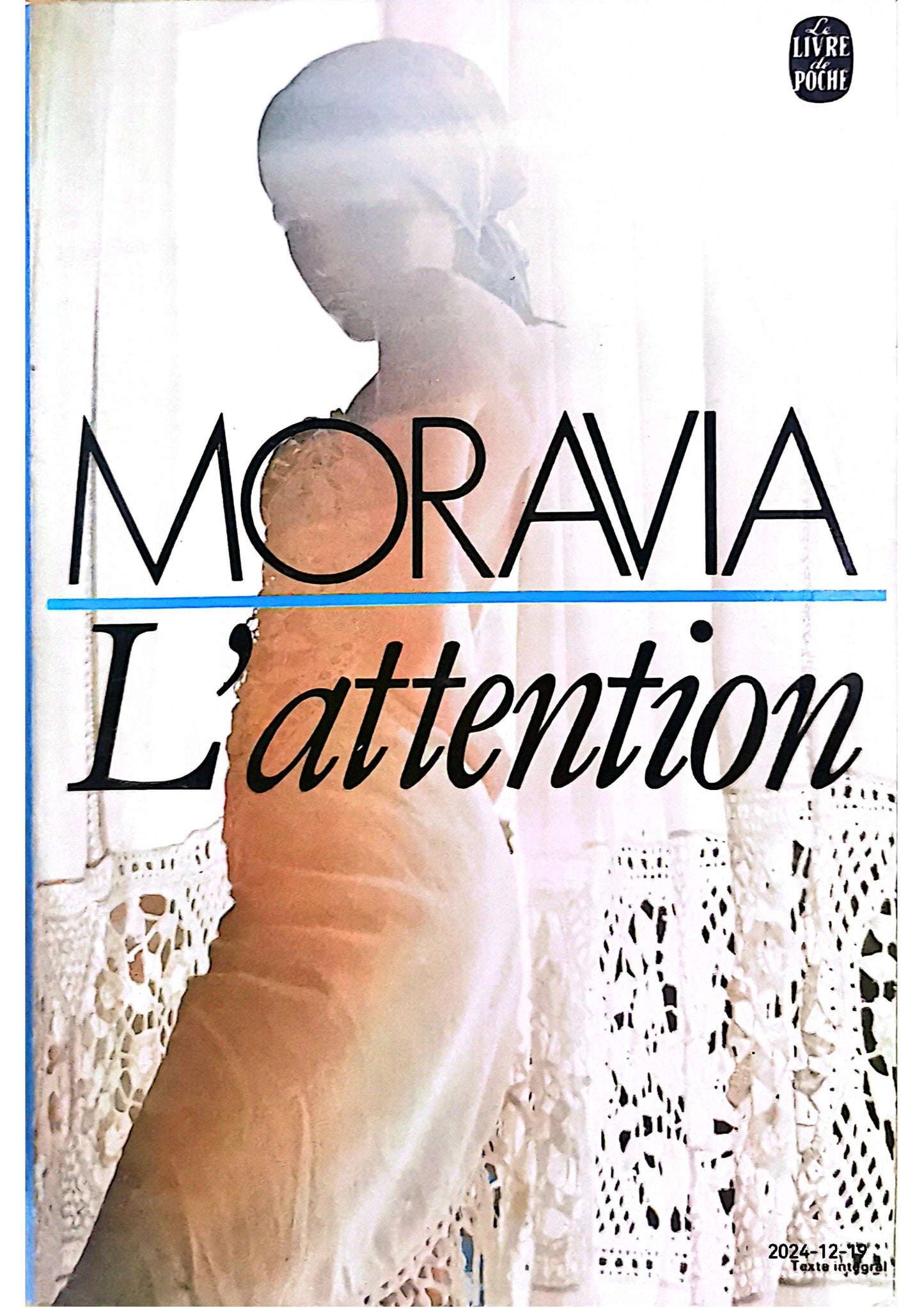 L'attention Paperback – January 1, 1973 Unknown Edition  by Moravia Alberto (Author)