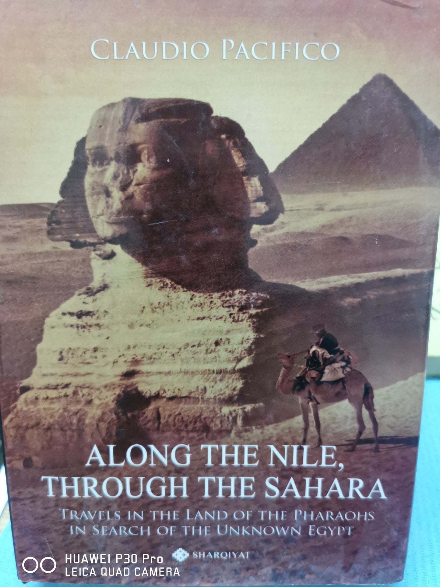 Along the Nile, through the Sahara
editore: Sharqiyat - Hardcover